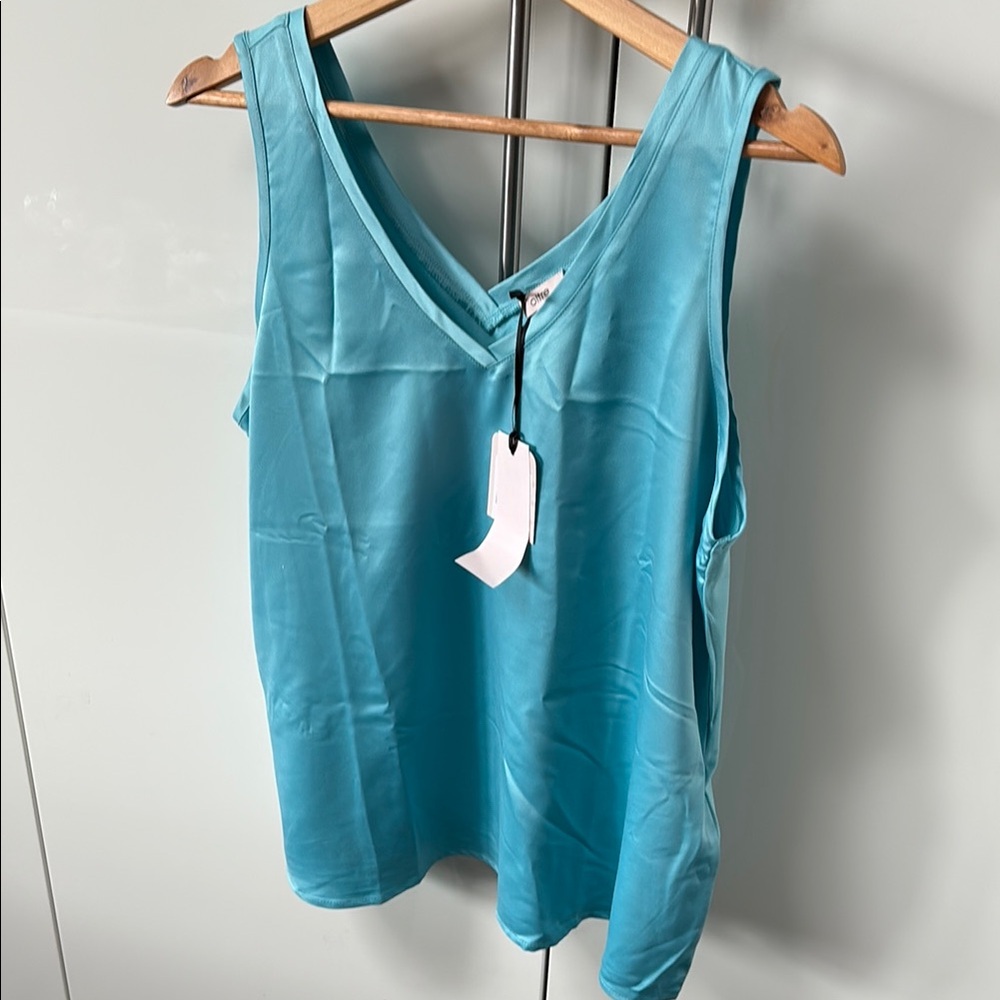 NWT Oltre Teal Sleeveless Top M made in Italy